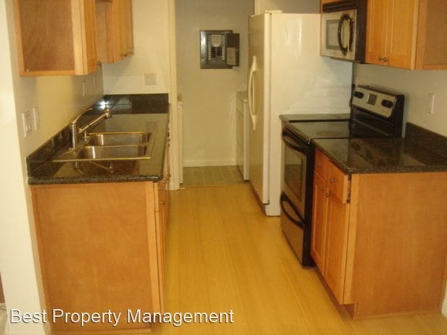 Building Photo - 2 br, 2 bath House - 2495 Creekside Court