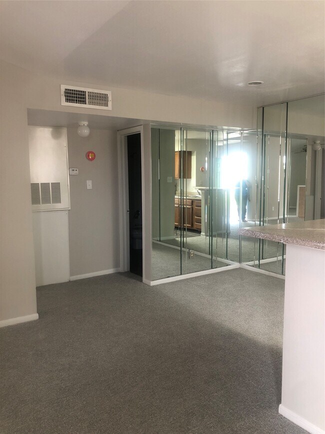Foto del edificio - 14600 Fonmeadow Dr