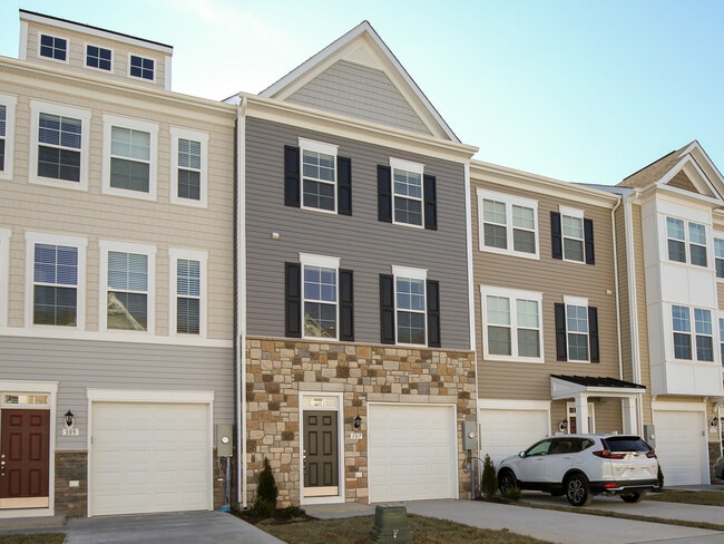 Building Photo - 107 Alderman Way