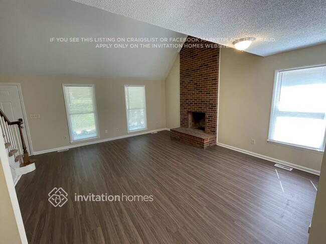 Foto del edificio - 2620 Woodcrest Dr SW