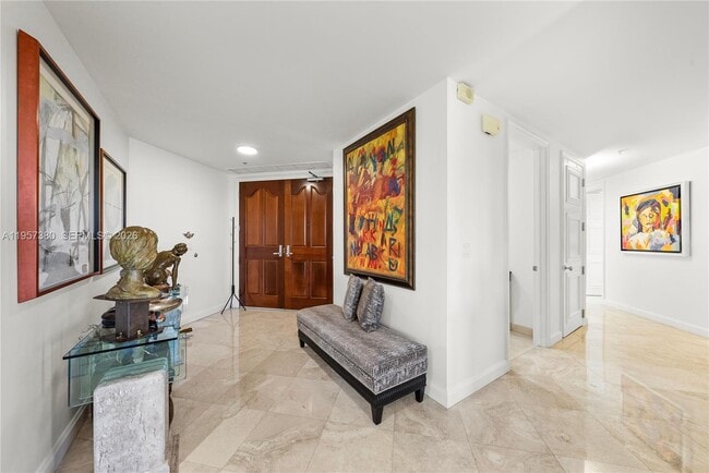 Building Photo - 13633 Deering Bay Dr