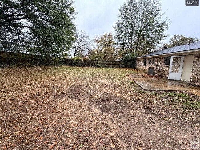 Foto del edificio - 1124 Wheeler St