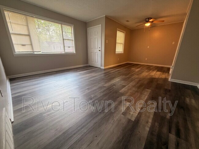 Building Photo - 3535 Debby Dr