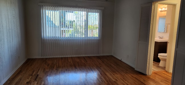 Foto del edificio - 11940 Laurelwood Dr