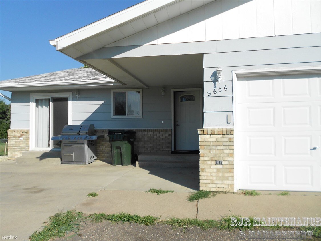Foto principal - 4 br, 2 bath House - 3606 W Regent Dr