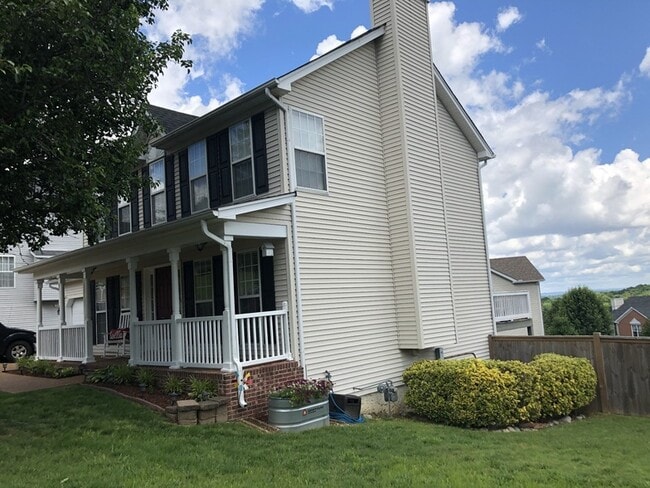 Foto del edificio - 800 Tintern Abbott Ct