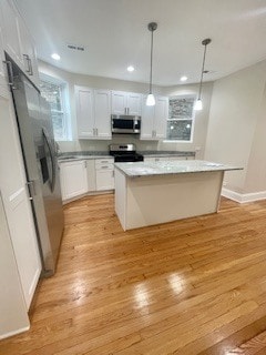 Building Photo - 1422 W Olive Ave