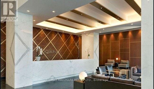 Building Photo - 15 Merchants' Wharf