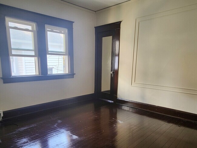 Foto del edificio - 2542-2544 N 51st St