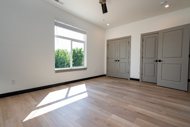 Foto del edificio - 2631 Bourbon Walk