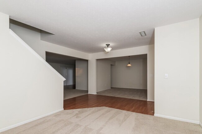 Building Photo - 11662 Tamarisk Blvd