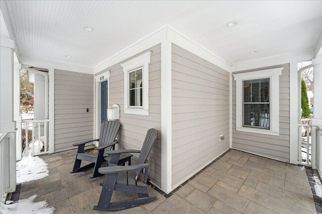 Foto del edificio - 420 Evanston Ave