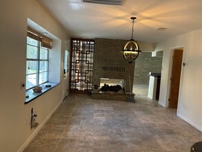 Building Photo - 827 Monte Cello St