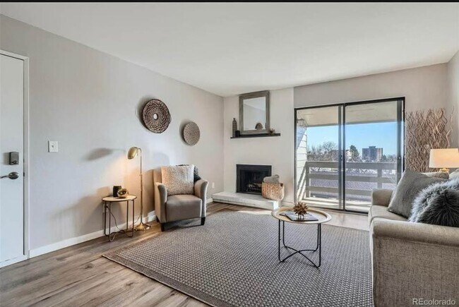 Foto del edificio - 499 Wright St
