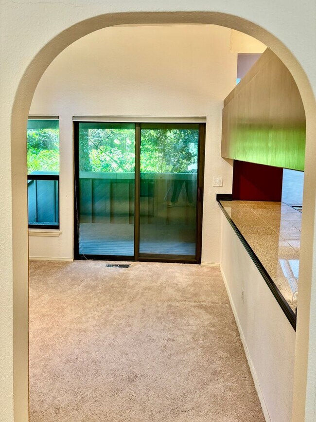 Building Photo - 3 Bed / 3 bath Sahalee single family home ...