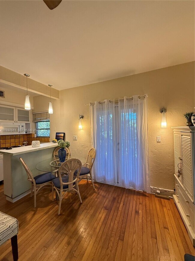 Foto del edificio - 1550 Jefferson Ave