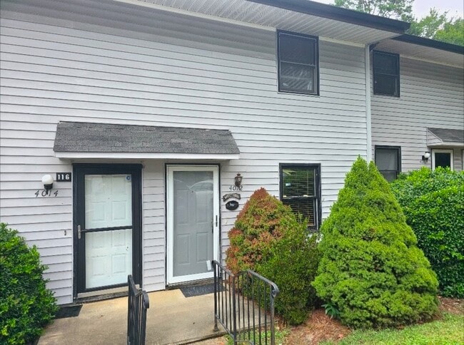Photo - 4012 S Bend Dr Townhome