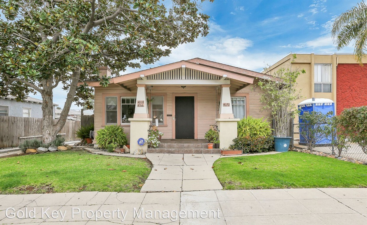 Foto principal - 3 br, 1 bath House - 4170 Oregon Street