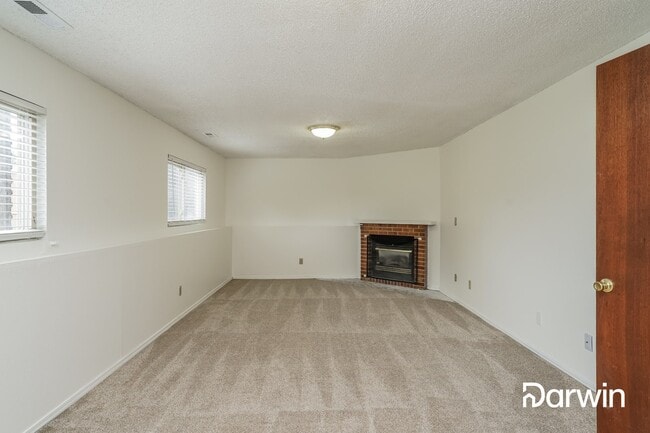 Building Photo - 1395 Shadberry Ct