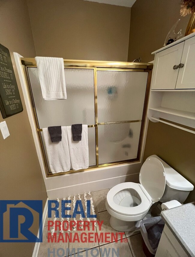 Building Photo - Furnished Condo on LAKE OUACHITA!!