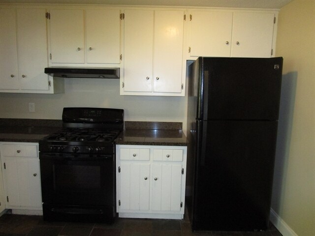 Building Photo - 6360 Pleasant Drive
