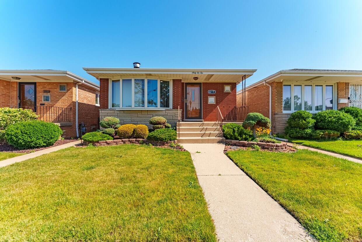 Foto principal - 6210 W 64th St