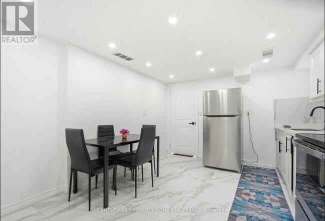Building Photo - 25 Abell Dr