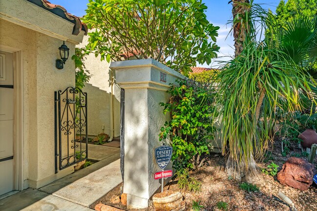 Foto del edificio - 37 Santo Domingo Dr