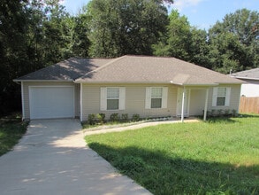 Building Photo - 116 Lonnie Jack Dr