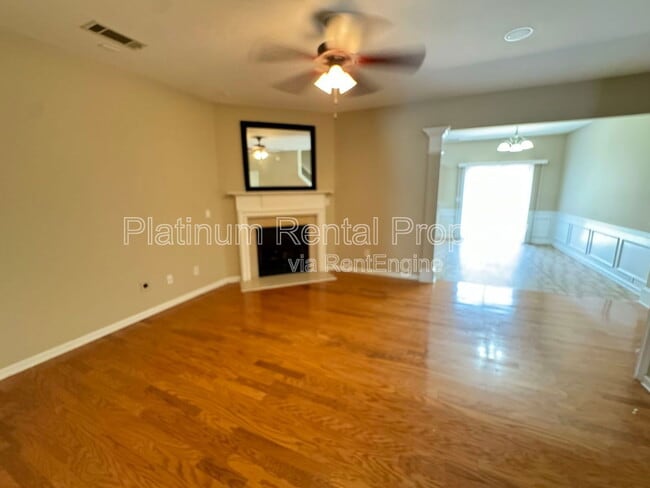 Building Photo - 3135 Millington Pl