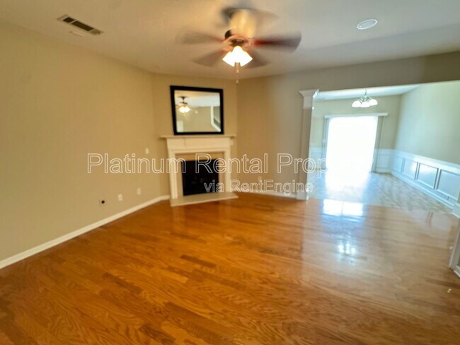Foto del edificio - 3135 Millington Pl