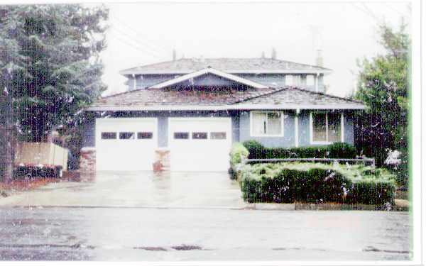 Building Photo - 1710-1712 Roosevelt Ave