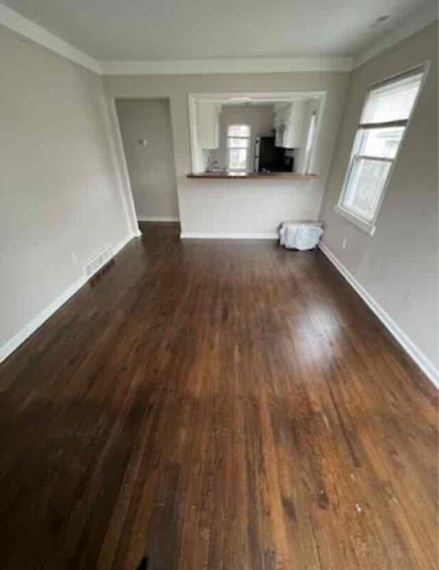 Building Photo - 23353 Melville Ave