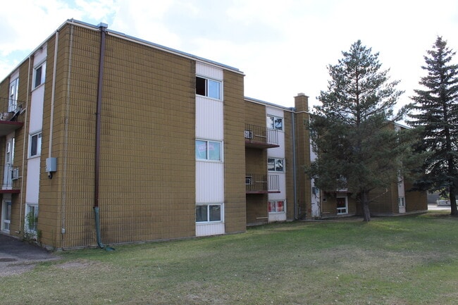Building Photo - Mainstreet on 33rd