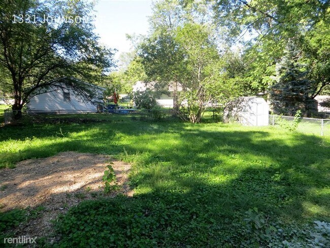 Foto del edificio - 1331 Johnson St