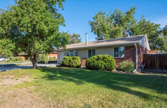 Foto del edificio - Spacious House for rent in Denver