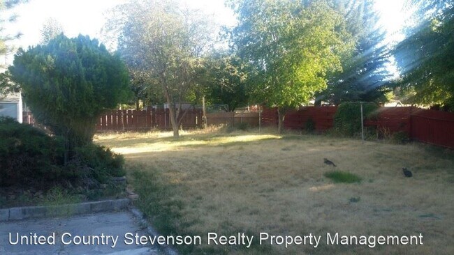 Foto del edificio - 3 br, 1 bath House - 905 W. 3rd St.