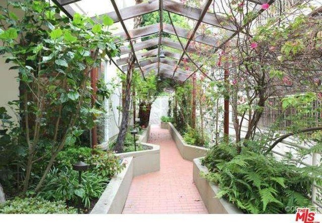 Foto del edificio - 938 2nd St