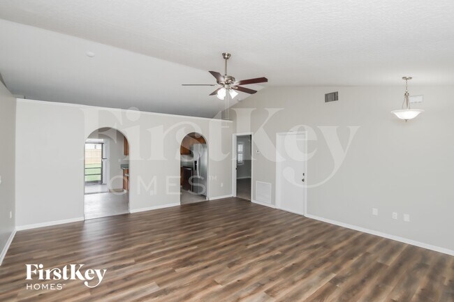 Building Photo - 1309 Buffing Cir SE