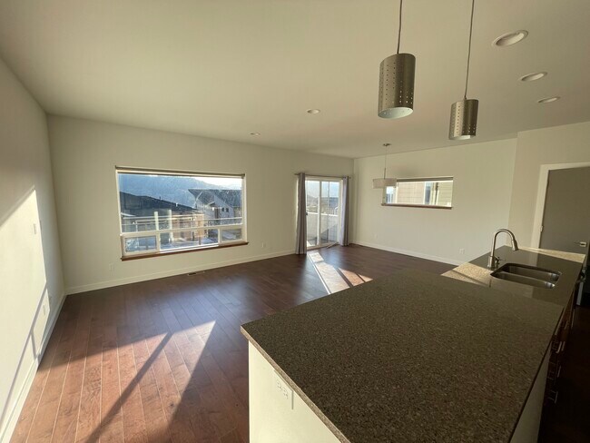 Building Photo - 127 Ingram Place