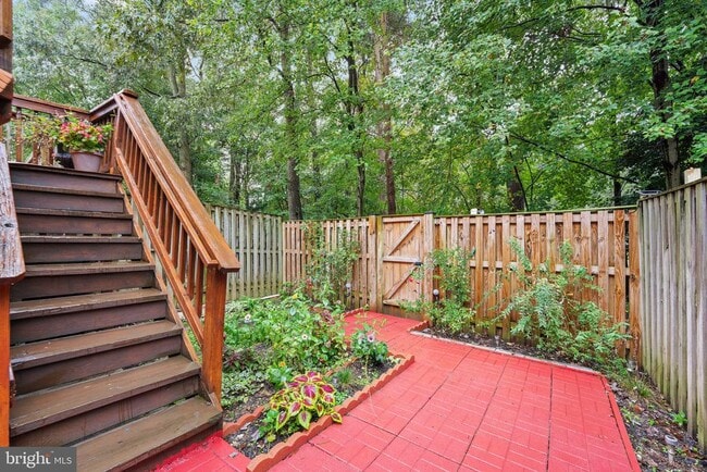 Building Photo - 7840 Foxfarm Ln