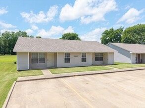 Building Photo - 1325 Brazil Ave