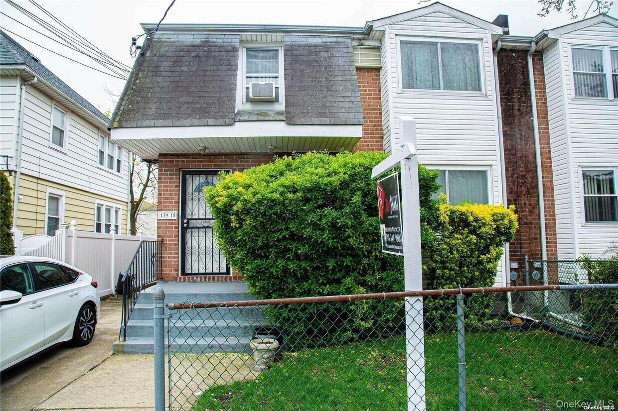 Foto principal - 139-15 254th St