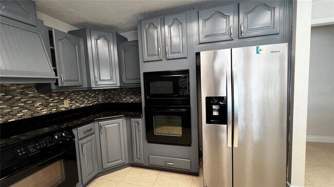 Foto del edificio - 8625 Vista Shores Ct