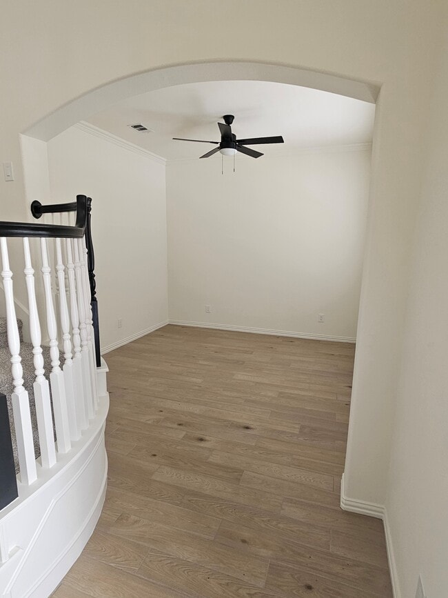 Foto del edificio - 1732 Auburn Dr