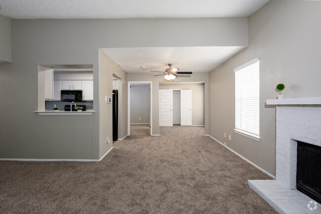 2BD, 2BA - 1,074SF - Dining Area - Bandera Ranch Apartments