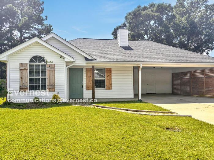 Primary Photo - 213 McLaurin Dr