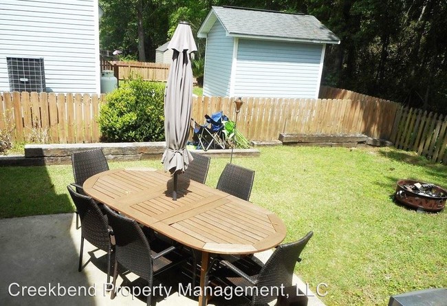 Building Photo - 3 br, 2.5 bath House - 401 Stefan Drive