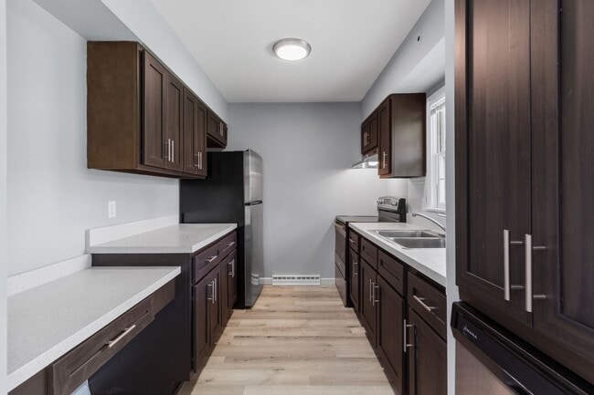 Interior Photo - Gulf Drive Townhomes