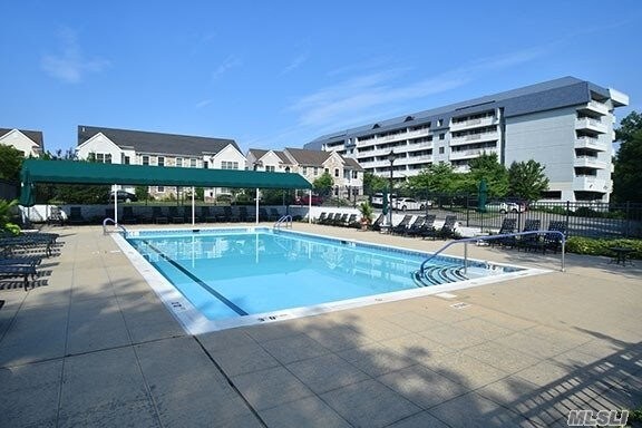 Building Photo - 100 Harbor View Dr